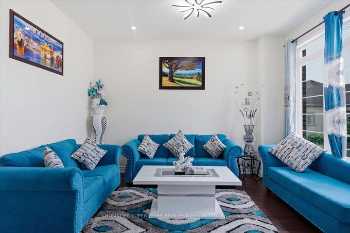 Property Photo:  39 Lost Canyon Way  ON L6X 3A6 
