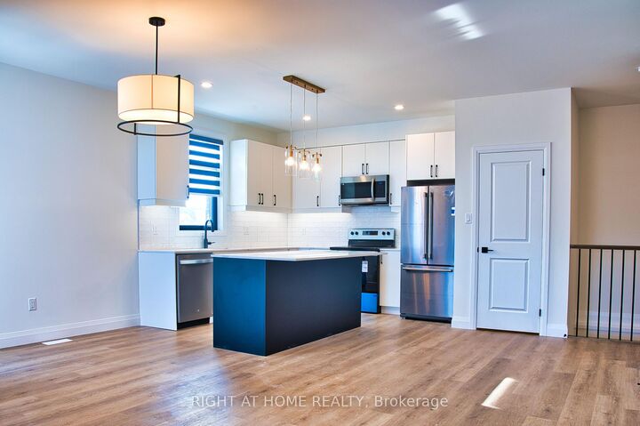 Property Photo:  3900 Savoy Street 105  ON N6P 0A3 
