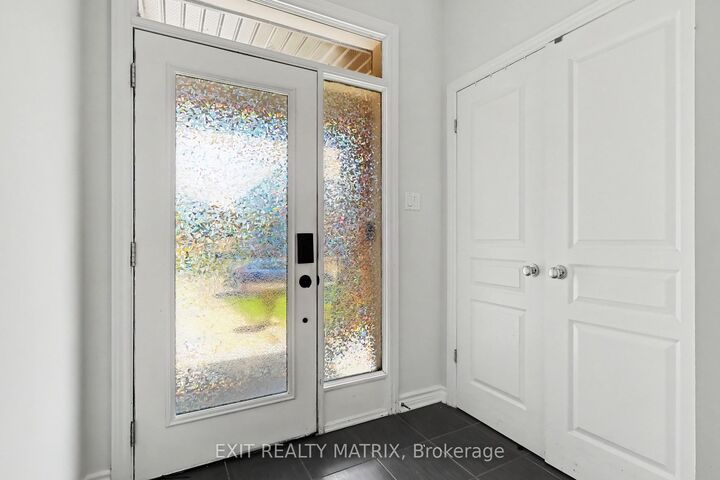 Property Photo:  749 Morningstar Way  ON K1W 0G6 