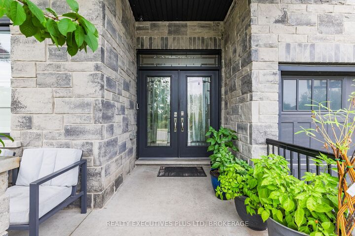 Property Photo: 9211 Tallgrass Avenue ON L2G 0A4