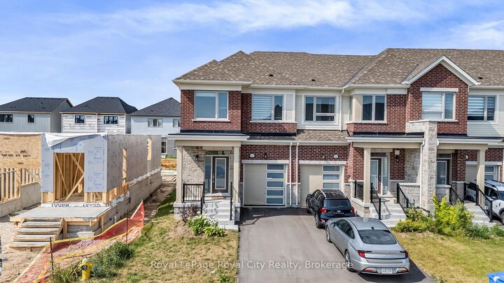 Property Photo:  36 Prest Way  ON N1M 0K3 