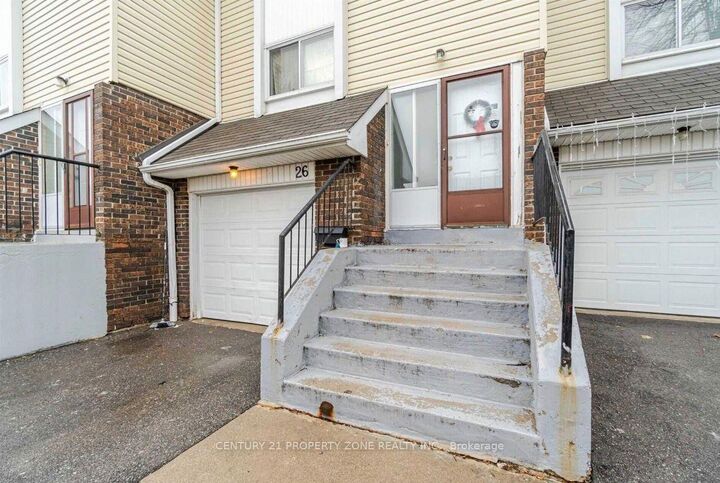 26 Sandringham Court — photo 1