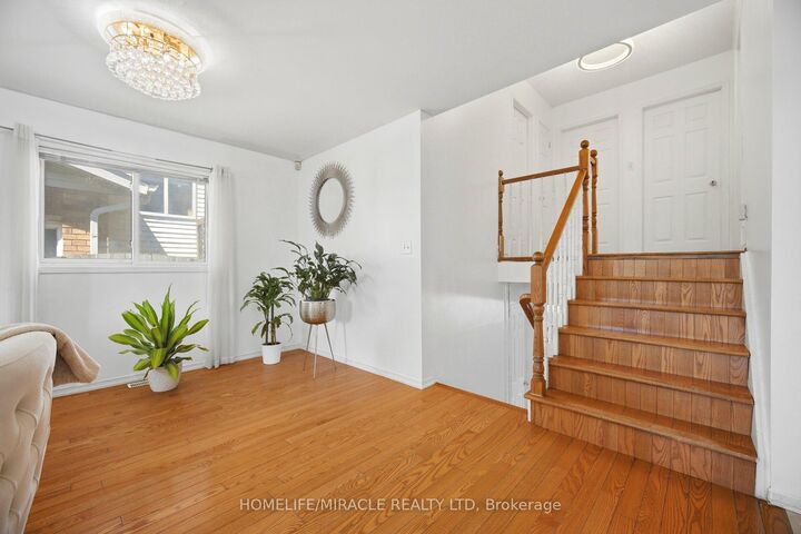 Property Photo:  196 First St Louth N/A  ON L2S 0A6 