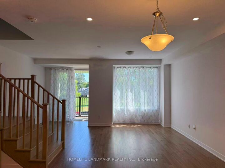 Property Photo:  111 Anna Russell Way  ON L3R 3X3 