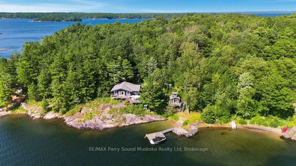 Property Photo:  708 Paradise Lane  ON P2A 2X4 
