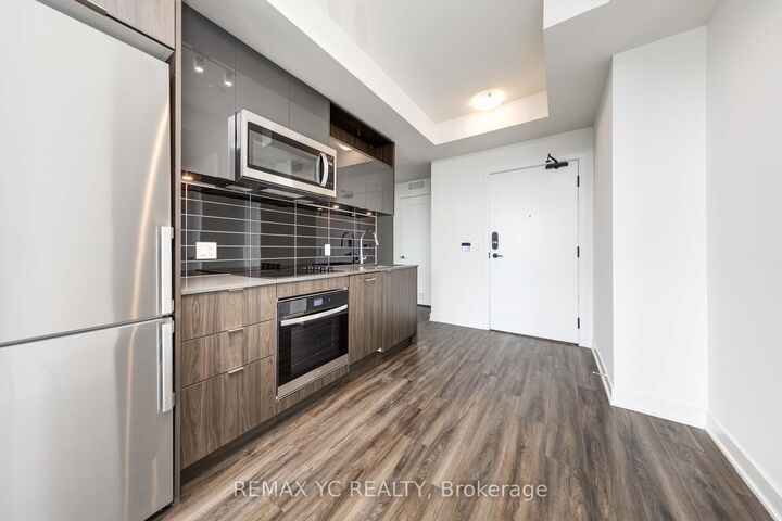 Property Photo:  135 Lower Sherbourne Street 2726  ON M5A 1Y4 