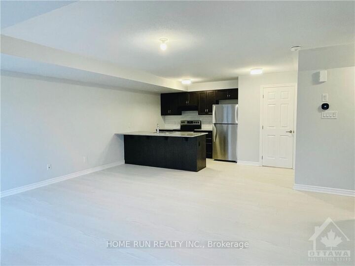 Property Photo:  911 Nautilus Private  ON K2V 0S3 