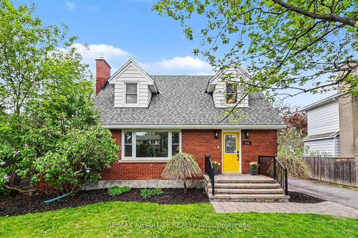 Property Photo:  805 Smyth Road  ON K1G 1P2 