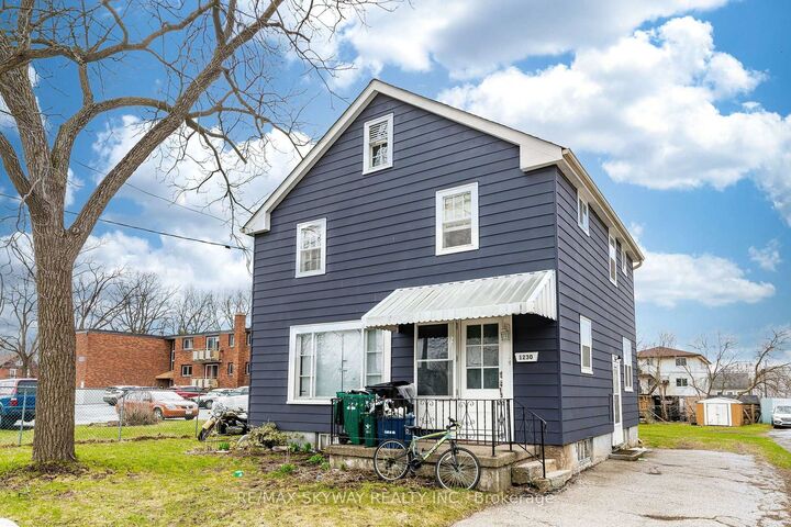 Property Photo:  1230 Duke Street  ON N3H 3V7 