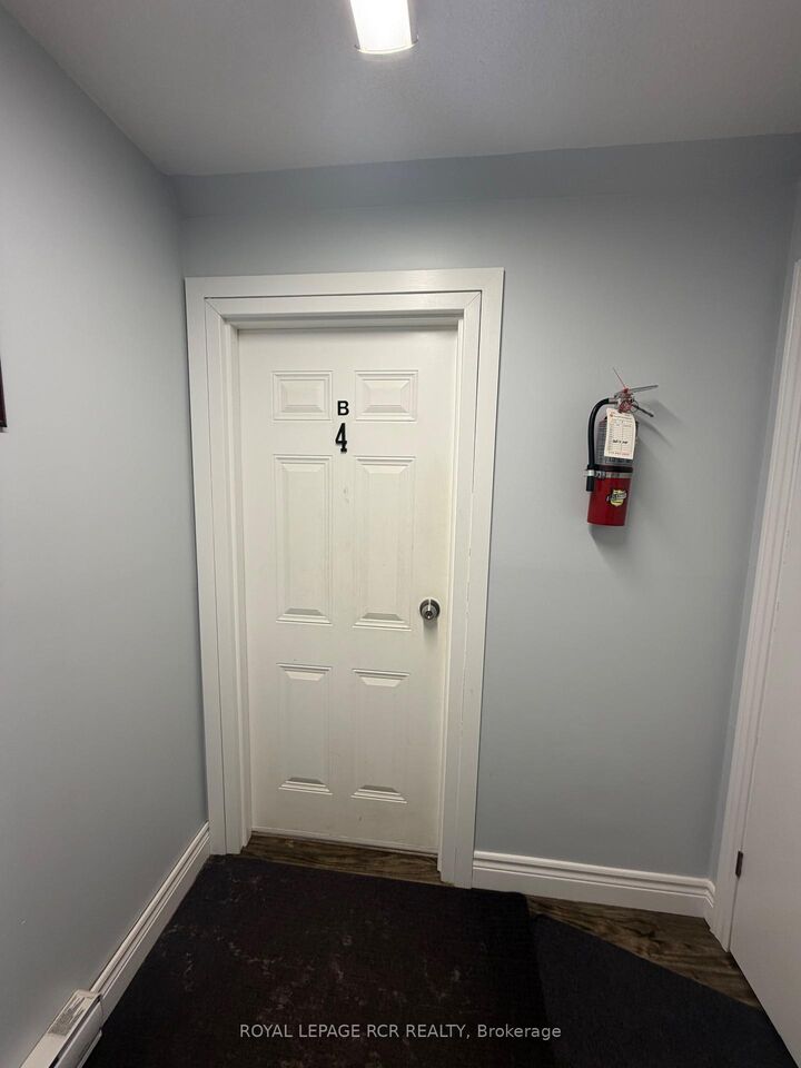 Property Photo:  50 Third Street B - Unit 4 (Lower Level)  ON L9W 2B1 