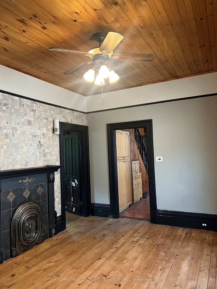 Property Photo: 151 Clarence Street ON N6B 2J5