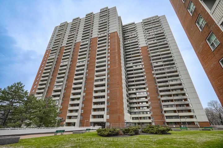 1 Massey Square 2614 — photo 1