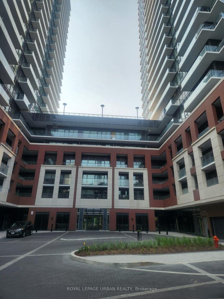 Property Photo:  4010 Eglinton Avenue W 704  ON M9P 1A6 