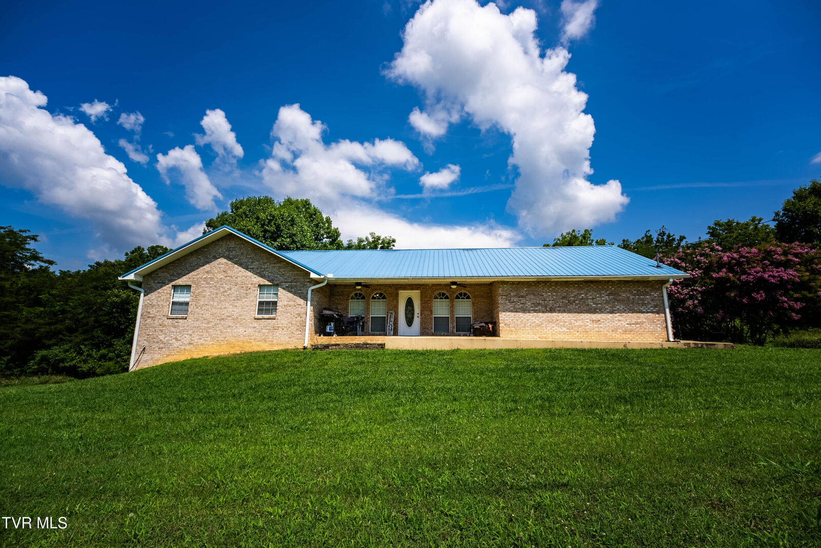 Property Photo: 9196 Highway 11 TN 37811