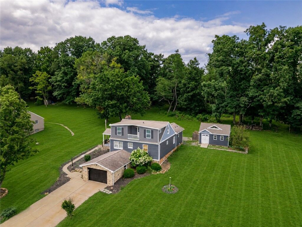 Property Photo: 2947 Chautauqua Dr PA 15044
