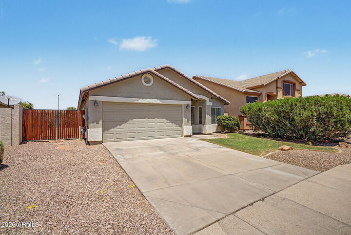 Property Photo:  3900 E Tremaine Avenue  AZ 85234 
