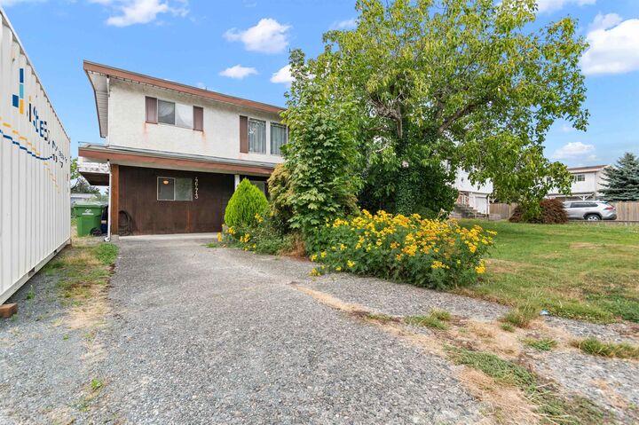 Property Photo: 46413 Dinah Avenue BC V2P 7E2