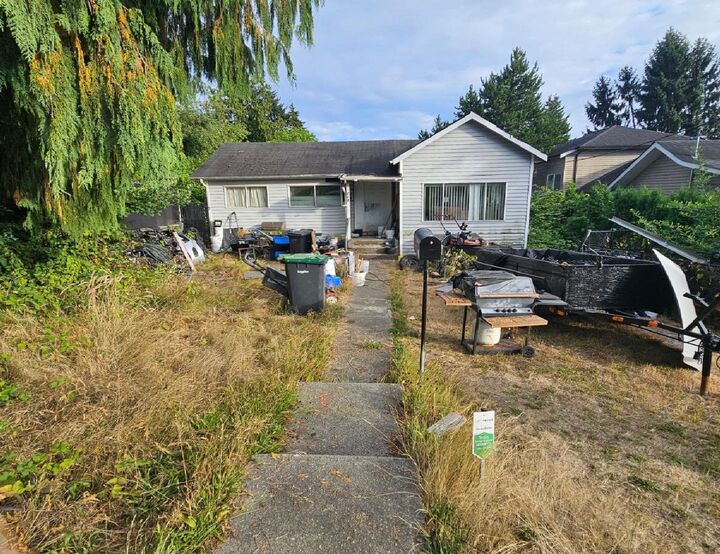 Property Photo: 712 Gauthier Avenue BC V3K 1R5