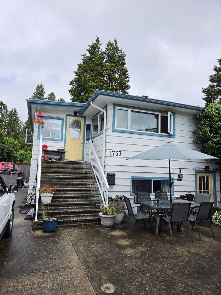 Property Photo: 1737 Larson Road BC V7M 2Z4