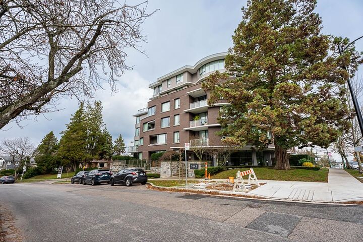 Property Photo: 505 W 30th Avenue 301 BC V5Z 0G4