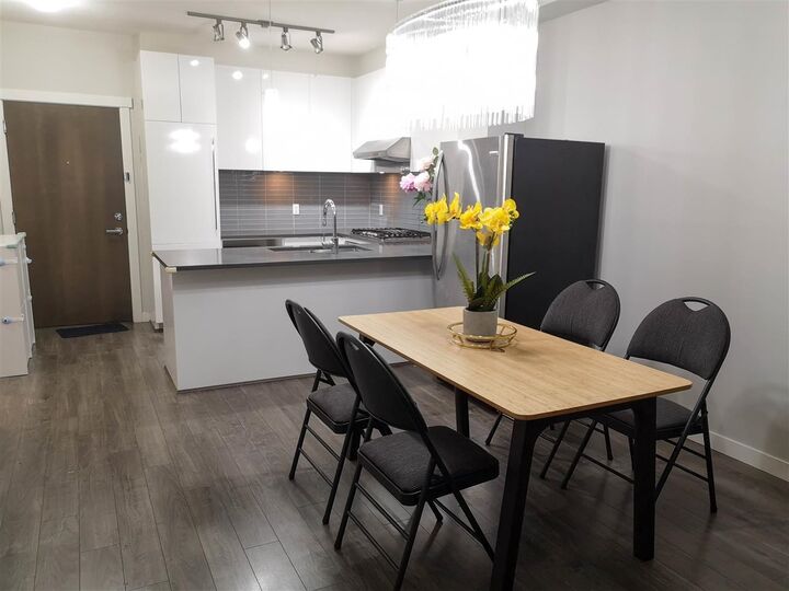 9399 Alexandra Road 118 — photo 1