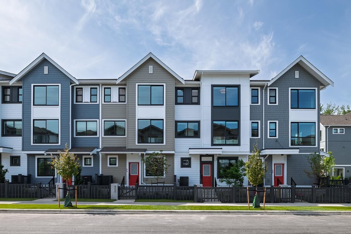 Property Photo: 7574 207 Street 44 BC V2Y 2A5