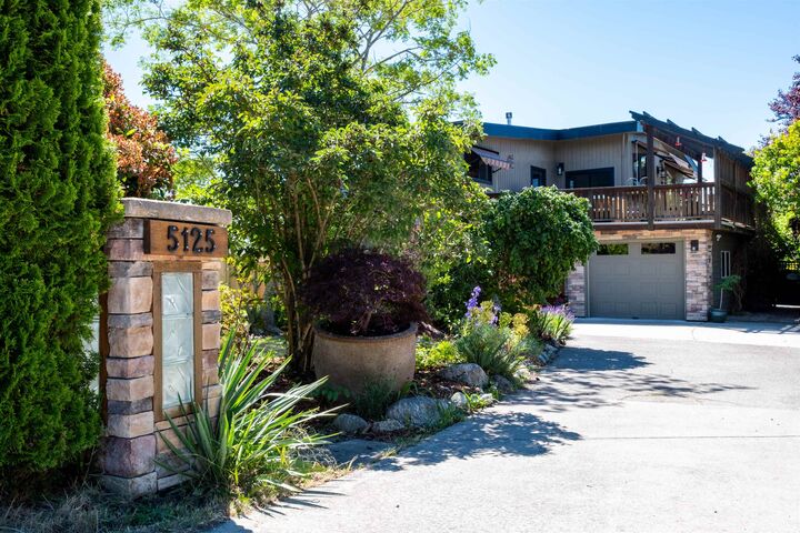5125 Salal Road — photo 1