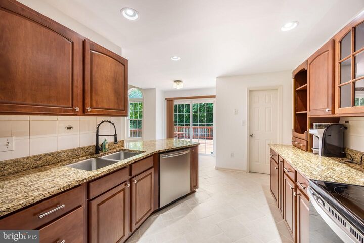 Property Photo: 10307 Napoleon Street VA 22408