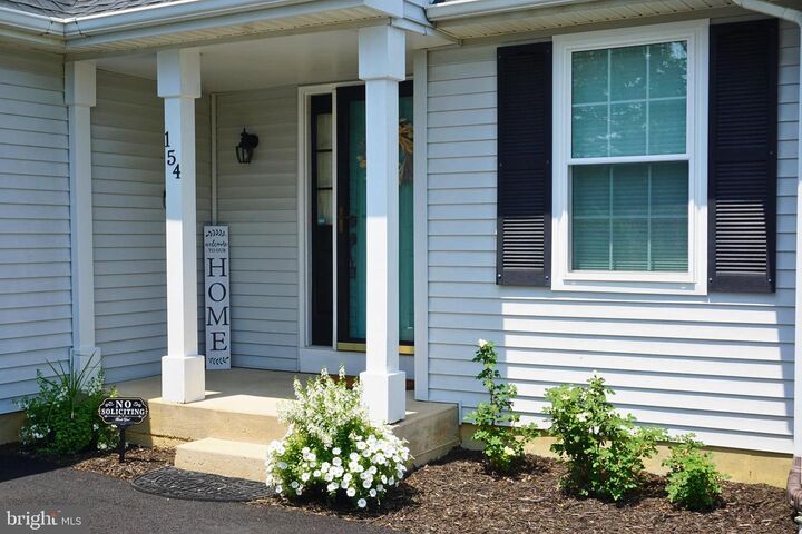 Property Photo:  154 Sugarberry Drive  DE 19720 