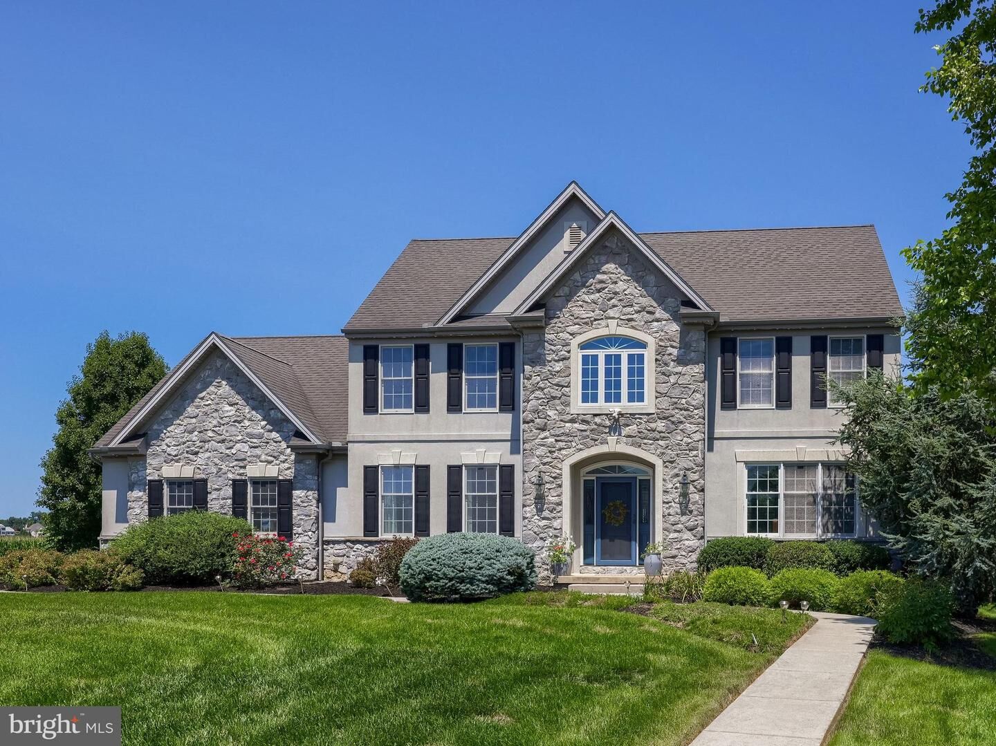 Property Photo:  309 Chadwyck Lane  PA 17543 