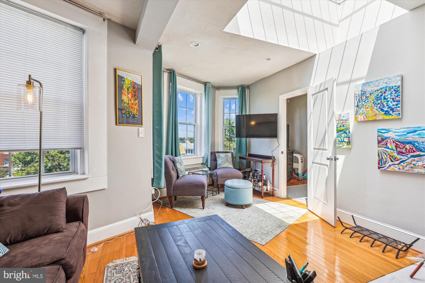 Property Photo:  1125 Maryland Avenue NE 16  DC 20002 