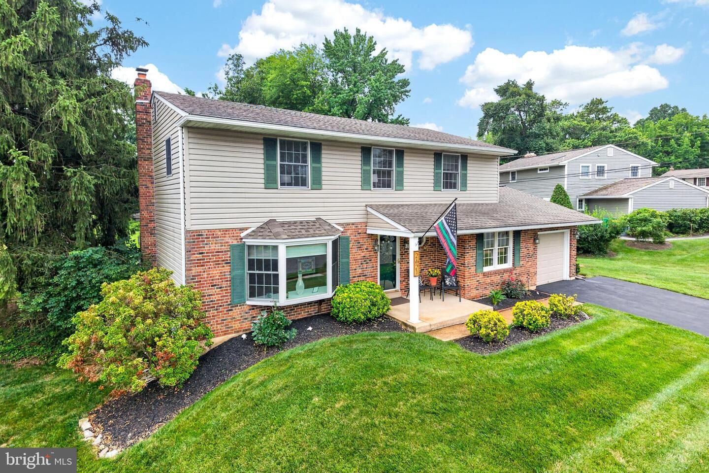 Property Photo:  2621 Boxwood Drive  DE 19810 