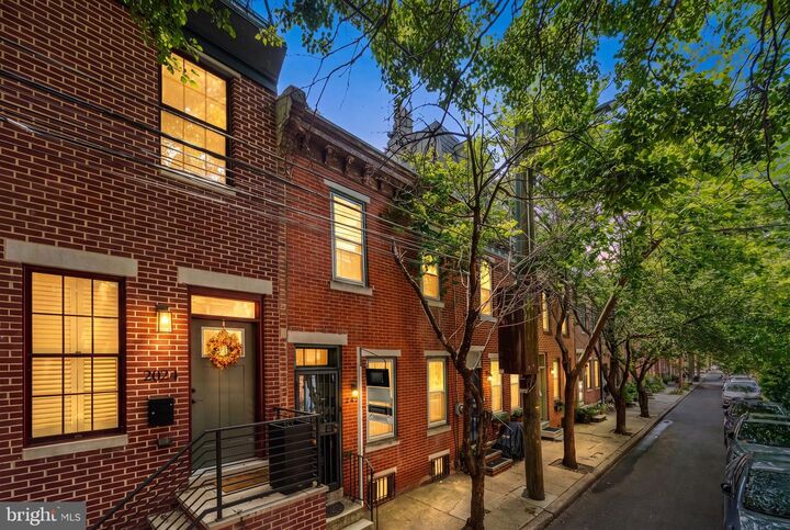 Property Photo:  2026 Kater Street  PA 19146 