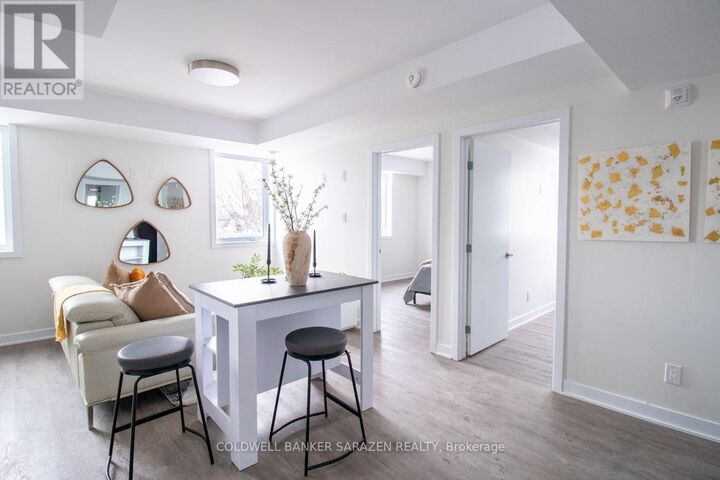 Property Photo:  994 Bronson Avenue 101  ON K1S 4H1 