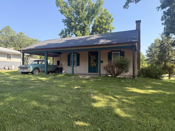 Property Photo:  1321 Pollock Rd  MO 65265 