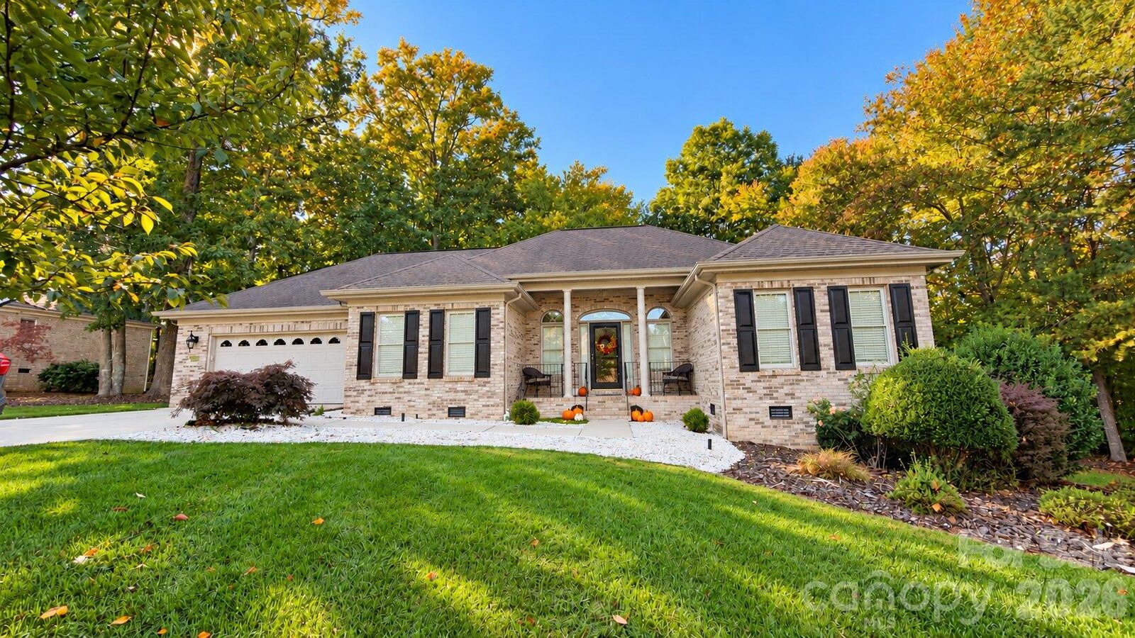 Property Photo:  55 Wittenburg Springs Drive  NC 28681 