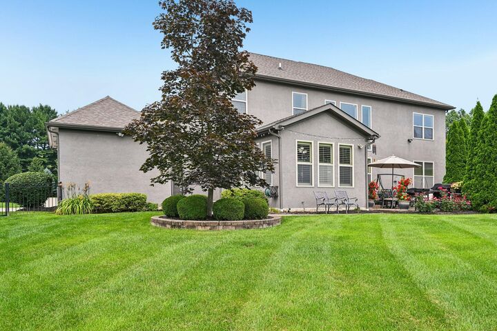Property Photo: 5167 Blessing Court OH 43021
