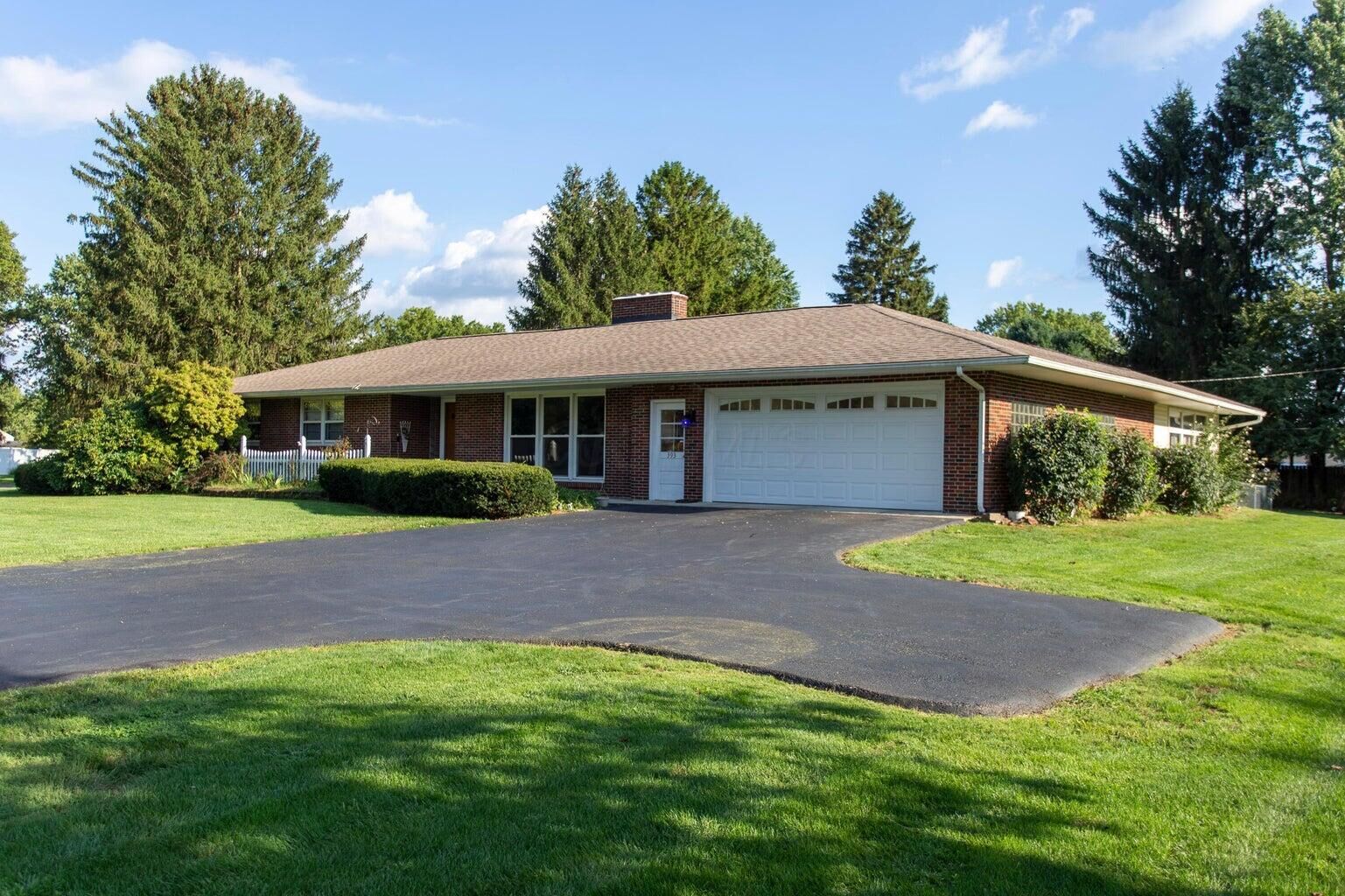 Property Photo:  393 Pierson Boulevard  OH 43055 