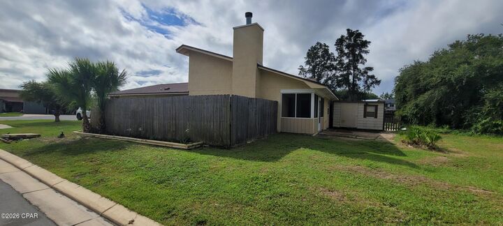 Property Photo: 1319 Calabria Road FL 32408