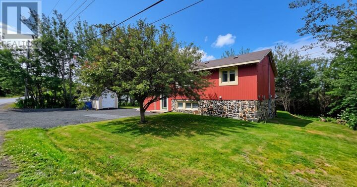 Property Photo:  22 Woods Street  NL A0G 4M0 