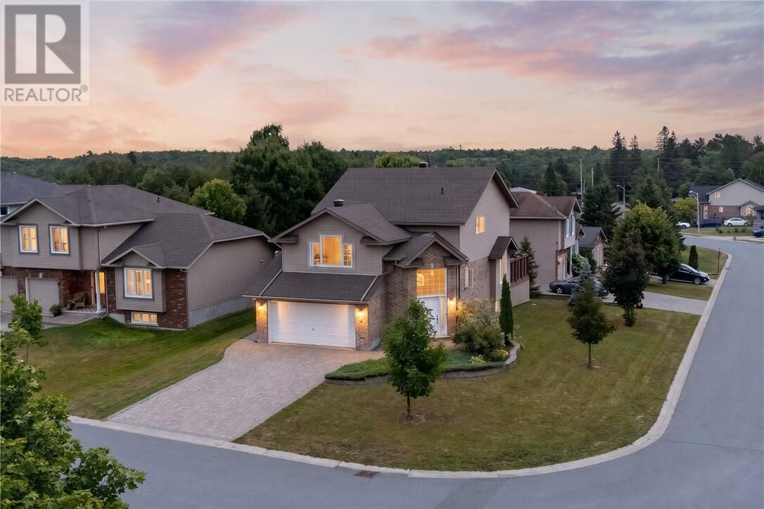Property Photo: 3 Silverberry ON P3Y 0A1