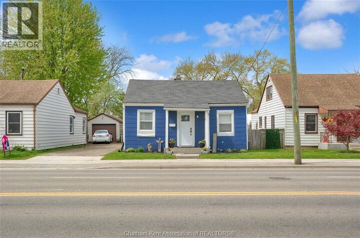 Property Photo:  14 McNaughton Avenue  ON N8A 1R8 