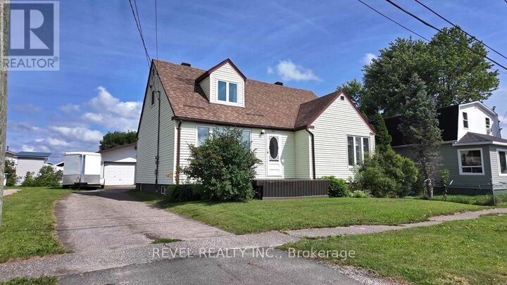 Property Photo:  428 Zealand Avenue  ON P0K 1G0 