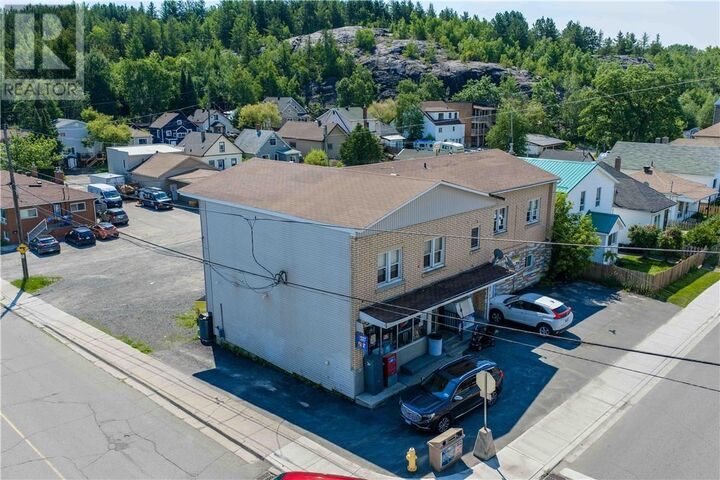 Property Photo:  396-400 Melvin Avenue  ON P3C 4X3 