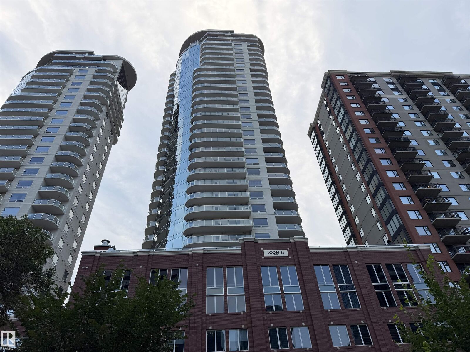 Property Photo: 10152 104 Street NW 1005 AB T5J 0B6