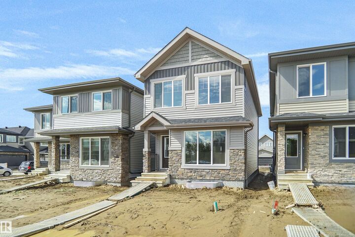 Property Photo:  21354 128A Avenue NW  AB T5S 0X3 
