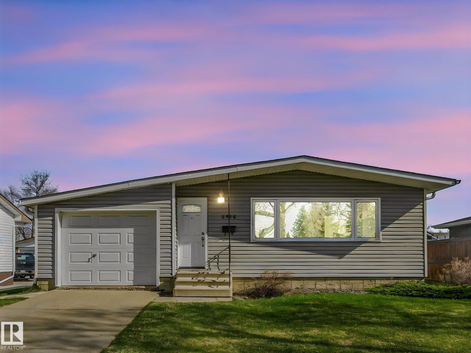 Property Photo: 5916 148 Avenue NW AB T5A 1T9