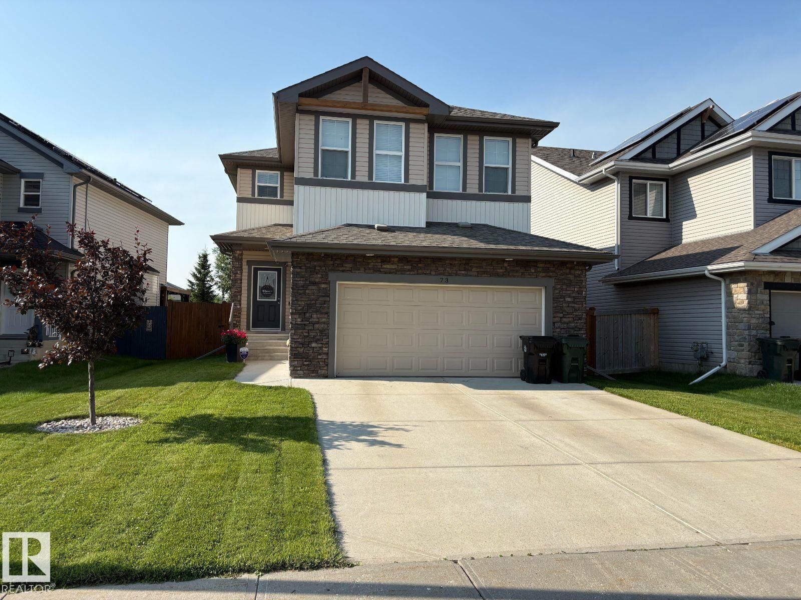 Property Photo: 73 Meadowview Landing AB T7X 0N8
