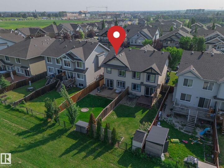 Property Photo:  1640 Chapman Way SW  AB T6W 0Y5 