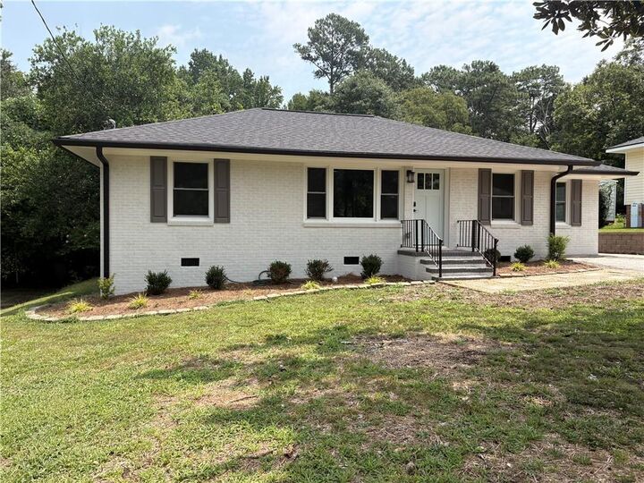 Property Photo: 237 S Myrtle Street GA 30680
